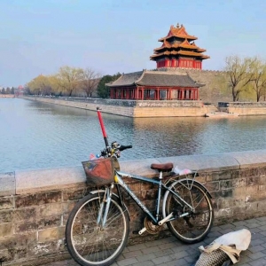 �ʼҽ��ؾ�������~�������ڹʌm�o(h��)�Ǻ�឵�һ���L(zh��ng)�����~�����������^�������̷���